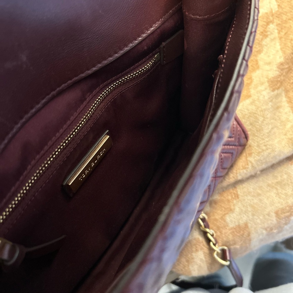 Tory Burch Quilted Leather Crossbody Bag in Wine - Picture 6 of 6